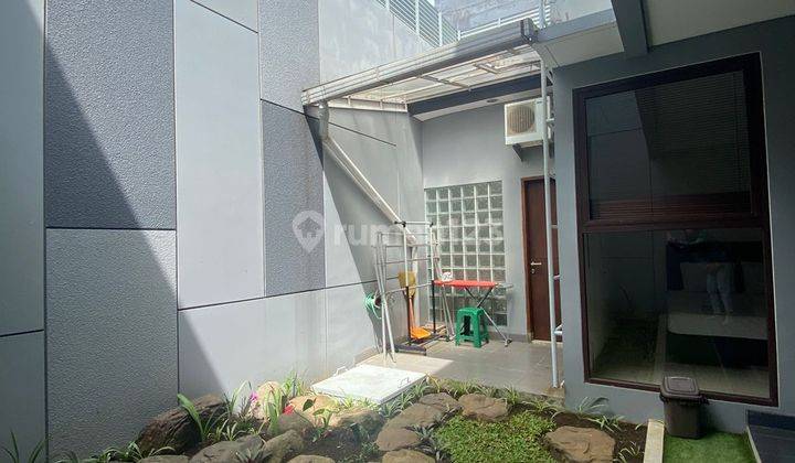 Disewakan rumah bagus terawat di setraduta  2