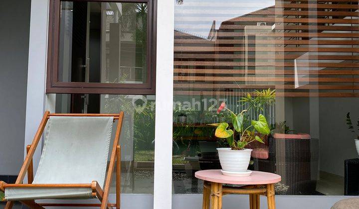 Disewakan rumah bagus terawat di setraduta  9