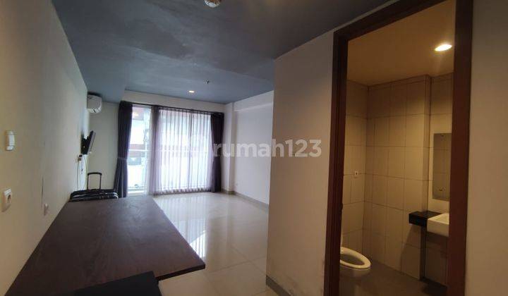 Dijual jarang ada Apartemen Semi Furnished di Dago Suites 5