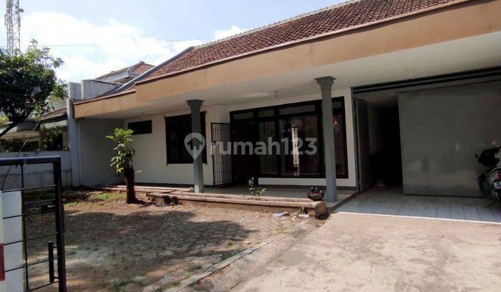 Disewakan Rumah Tengah Kota Rumah Tinggal Kantor Pajajaran 1