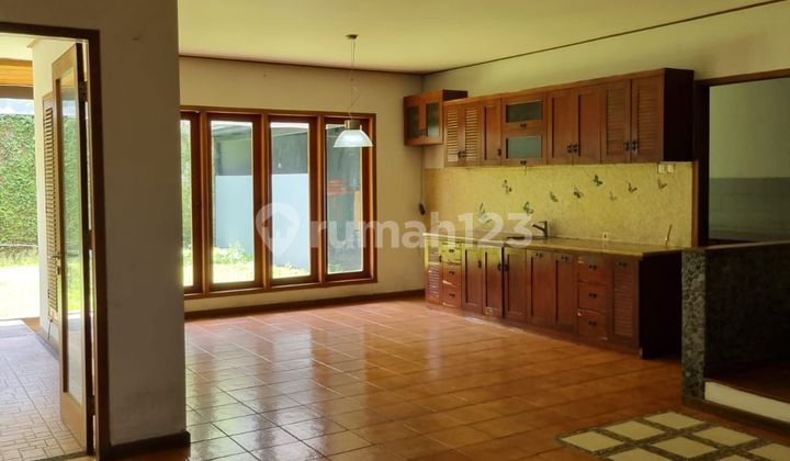 Dijual Rumah Terawat Bagus di Mekar wangi