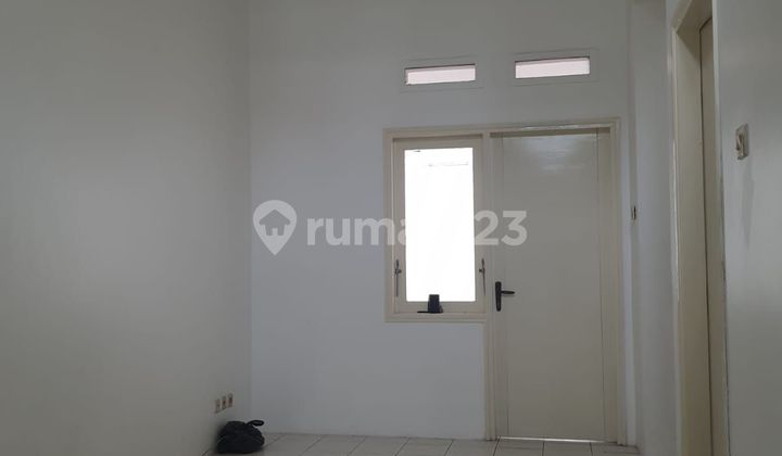 For Rent Cheap Minimalist House 2 Bedrooms Empty in Kbp 2
