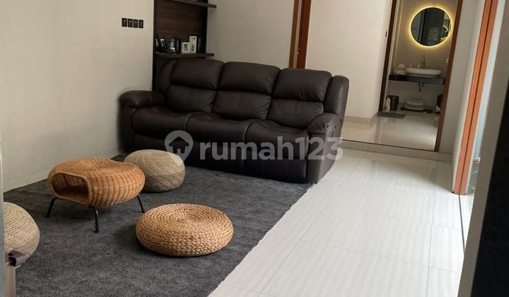 Dijual Rumah Besar Bagus Terawat Di Sayap Turangga 2