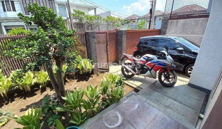 Rumah 2 Lantai Semi Furnished Jarang Ada Di Mekar Wangi 1