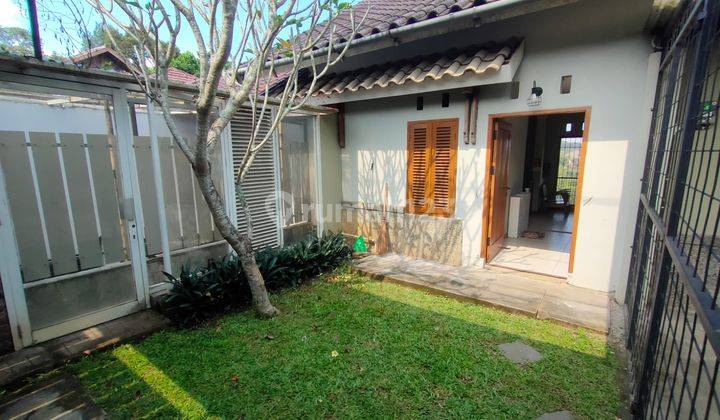 Rumah Dijual Modern 3 Lantai Di Sayap Dago 1