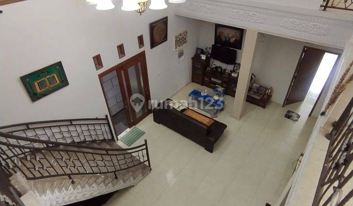 Rumah 2 Lantai Furnished Hook Di Ciwaruga 1