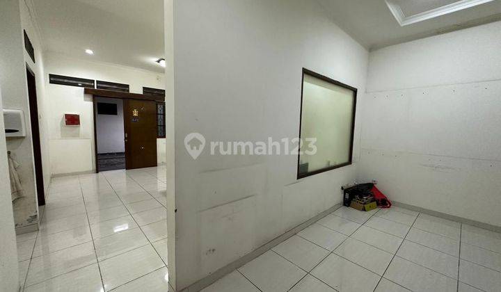 Rumah Dijual Terawat Bagus Di Sayap Setiabudi 2