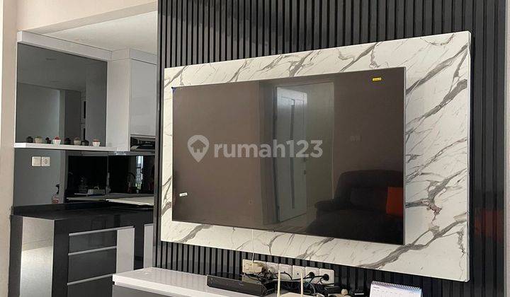 Rumah Dijual Modern Hook Di Komplek Muara 2