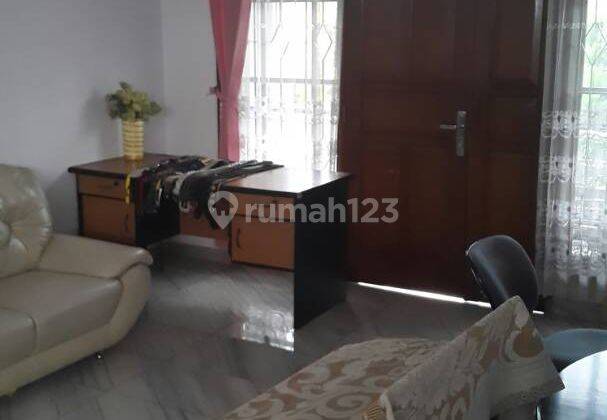 Rumah Dijual Modern Nyaman di Surya Setra 1