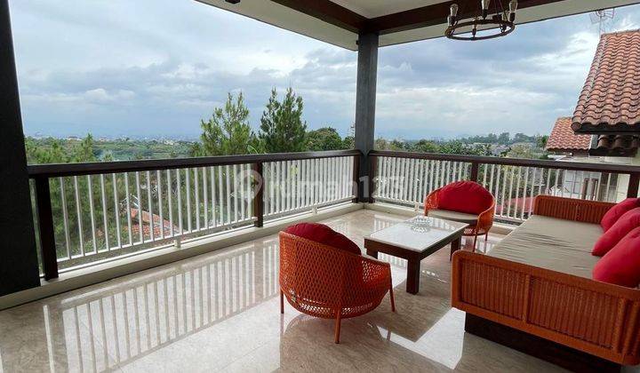 Rumah Dijual Minimalis Modern di Resort Dago Pakar 1