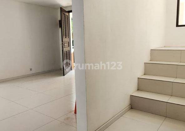 Rumah Dijual Minimalis Cantik di Kota Baru Parahyangan 2