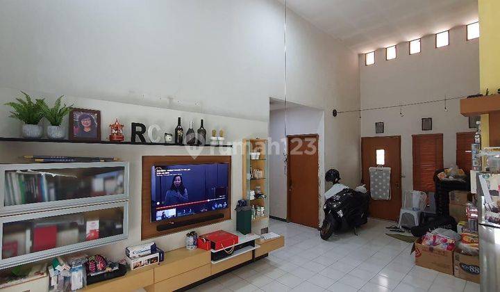 Rumah MInimalis Cantik di Taman Holis Indah 2