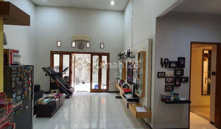 Rumah MInimalis Cantik di Taman Holis Indah 1