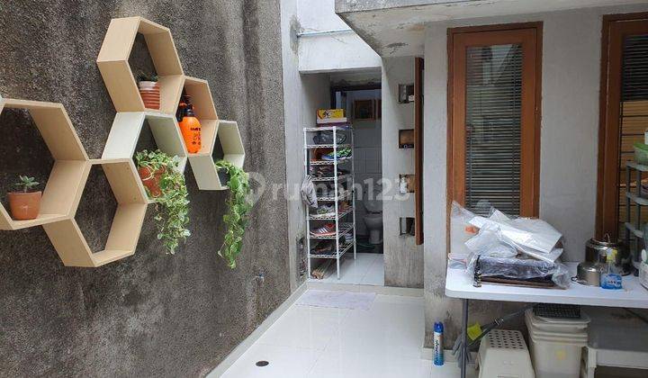 Rumah Minimalis Cantik di Taman Holis Indah 2