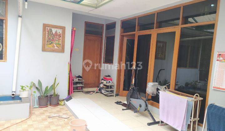 Rumah Modern Nyaman di Daerah Sayap Moch Ramdan 1