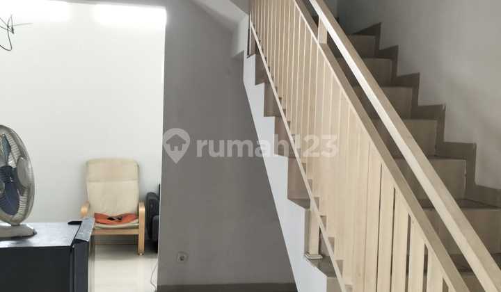 Rumah Siap Huni Strategis di Sariwangi Mainroad