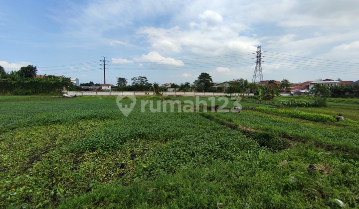 Vacant land with a strategic location in the Bandung municipality. Vacant land with a strategic location in the Bandung municipality.