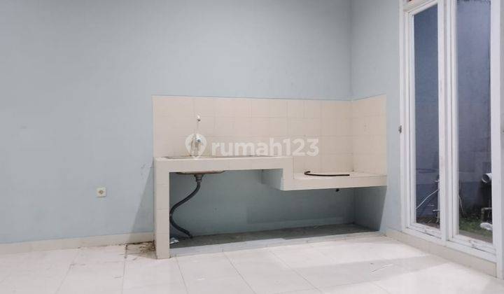 rumah nyaman minimalis di komplek pondok hijau 2