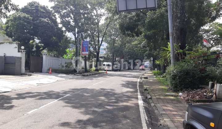 nice comfortable 2-story house on lombok street 2