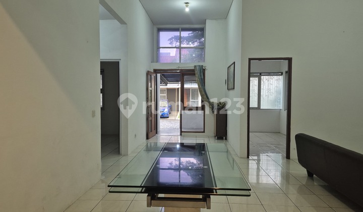 Disewakan Rumah Semi Furnished Cluster Mayang di Kbp