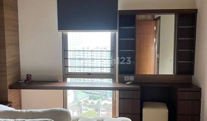 Sewa Apartemen Hegarmanah Residence Tipe 3 Bedroom Bagus 2