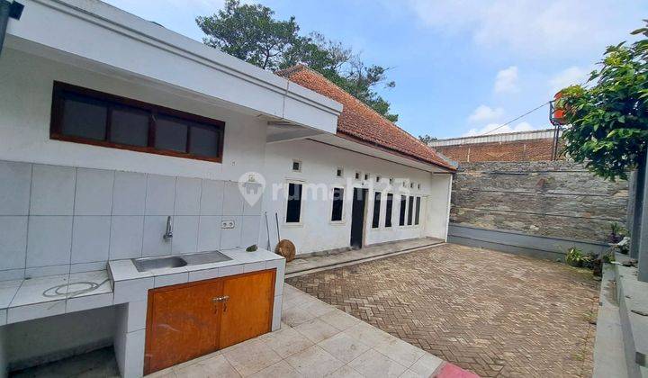 Rumah Modern Minimalis di Sayap Sarijadi Mainroad 2