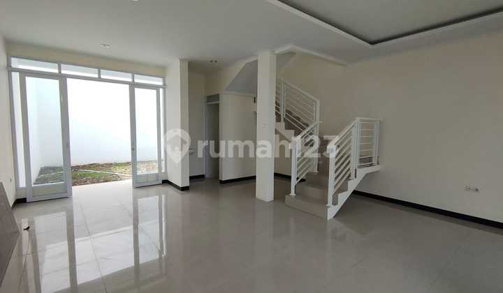 Ready to Occupy, House, 2 Floors, Flood-Free Taman Kopo Indah