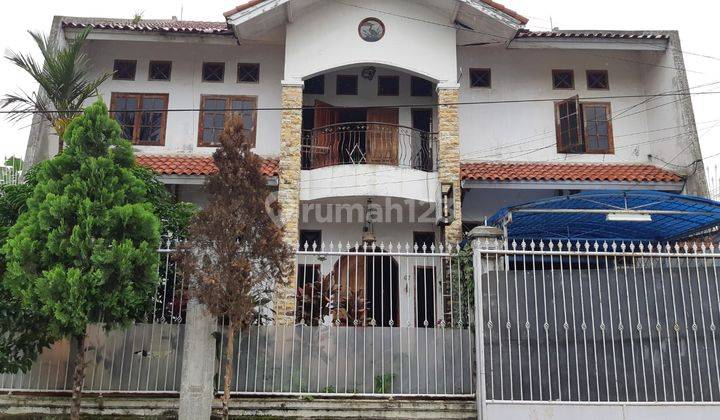 Rumah Nyaman Modern 2 Lantai Plus Kosan di Baladewa Asri 2