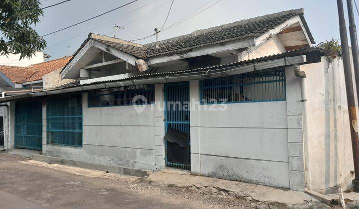 Rumah Minimalis Cantik di Taman Kopo Indah 1 2