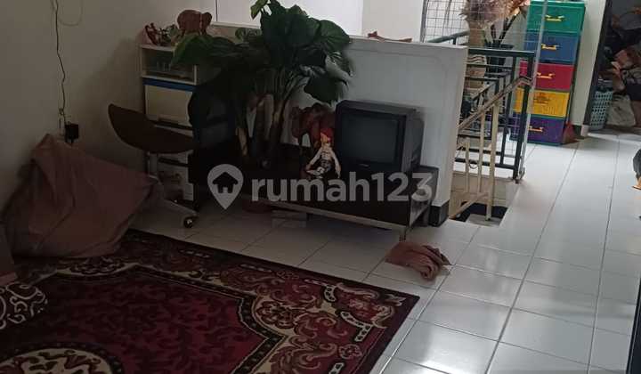 Ready-to-Occupy Minimalist House in Kiaracondong 2