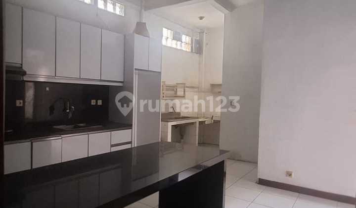 Rumah Lux 2 Lantai Nyaman dan Hommey di Turangga 2
