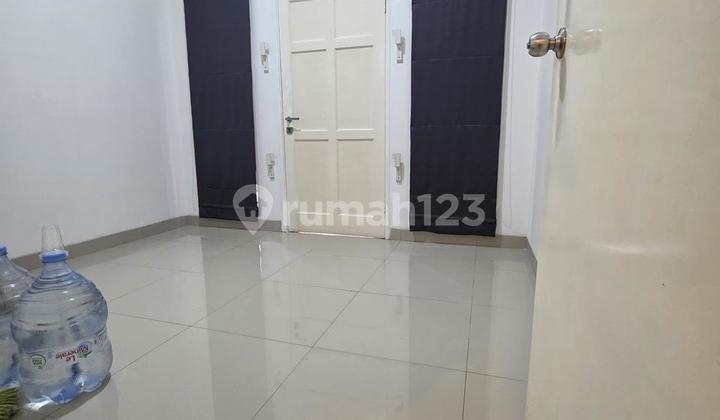 Rumah Nyaman Modern di Singgasana Pradana 2