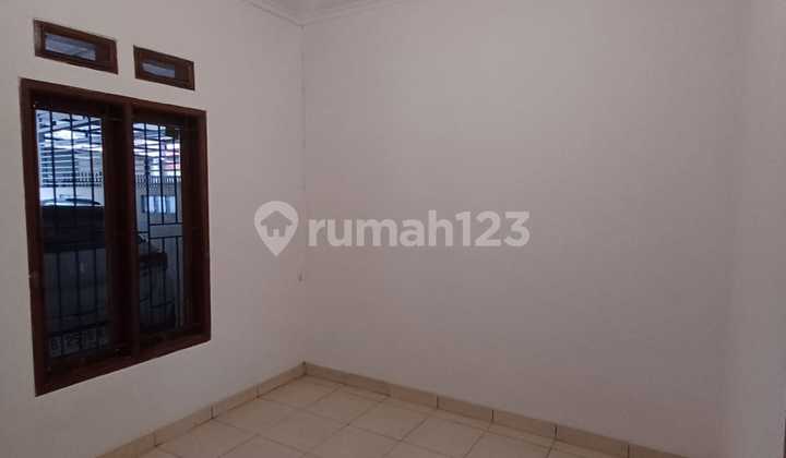 rumah minimalis nyaman di daerah permata buah batu 2