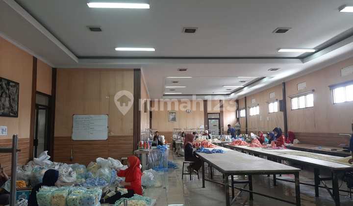 strategic business location in the Sayap Buah Batu area strategic business location in the Sayap Buah Batu area