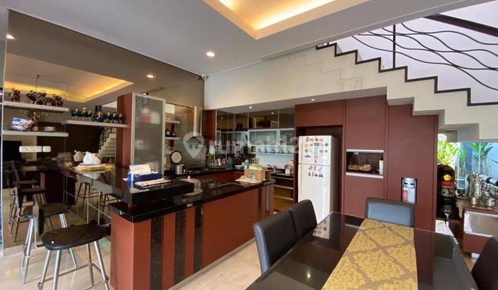 Rumah Lux Minimalis Modern Siap Huni di Komplek Singgasana 2