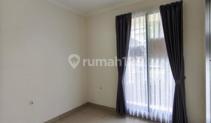 rumah nyaman 2 lantai di cluster btari summarecon 2
