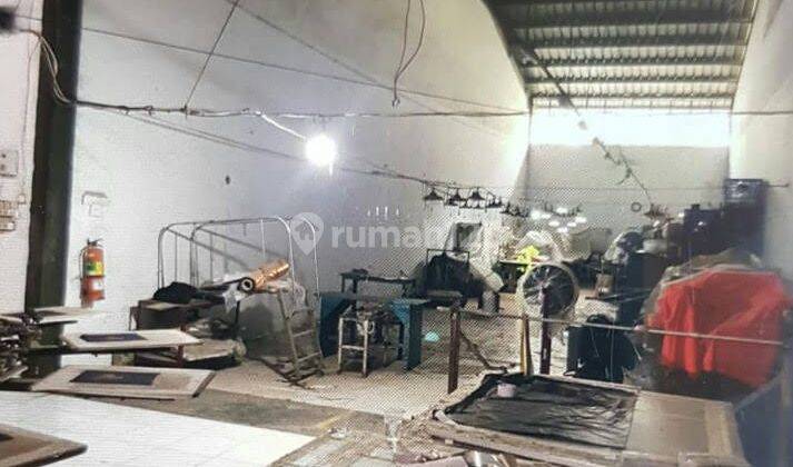 pabrik luas lokasi strategis di cibolerang  1