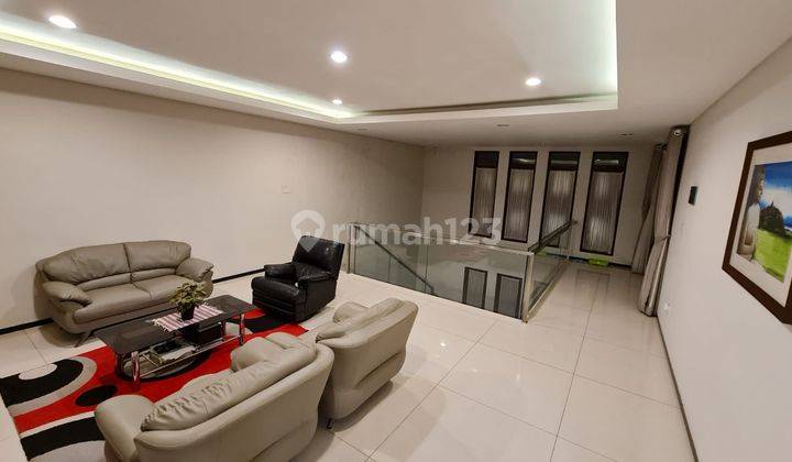 Rumah MInimalis Cantik Lokasi di Setra Duta  2