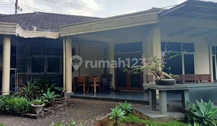 villa nyaman dan asridi mainroad ciwidey 