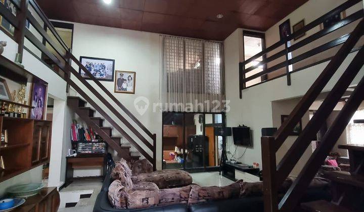 Rumah Modern Nyaman di Jalan Abadi Gegerkalong 2