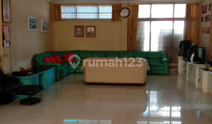 rumah plus gudang lokasi di mainroad cikutra rumah plus gudang lokasi di mainroad cikutra