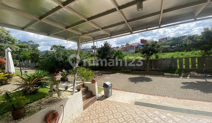 Comfortable minimalist house with a spacious yard in Padasuka complex. 2