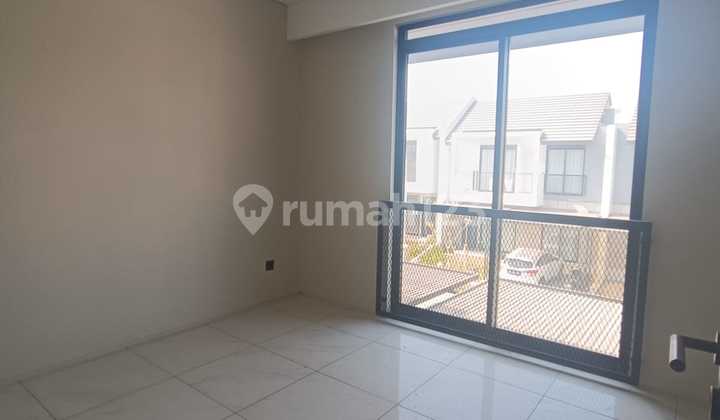 Comfortable minimalist house in Kota Baru Parahyangan. Comfortable minimalist house in Kota Baru Parahyangan.