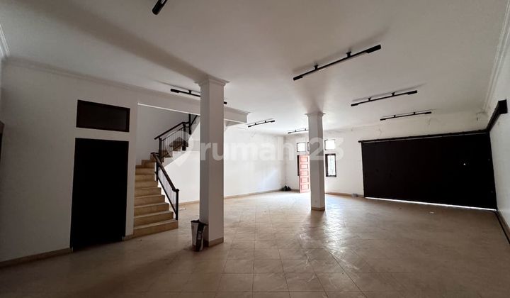 Rumah Bangunan Baru di Taman Holis Indah 2 2