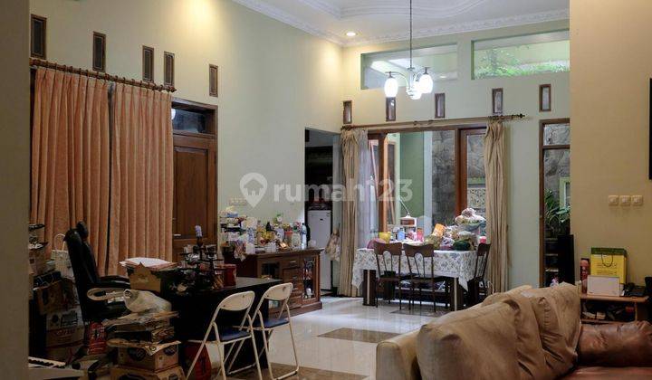 Rumah Modern 2 Lantai di Sayap Leuwi Panjang 1