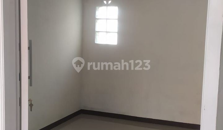 Rumah Bangunan Baru Lokasi di Komplek Rancamas 2