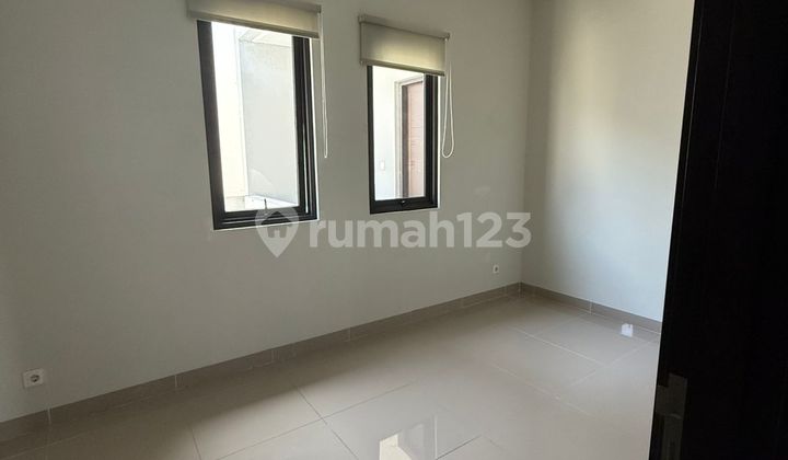 Modern Premium House in Summarecon Location