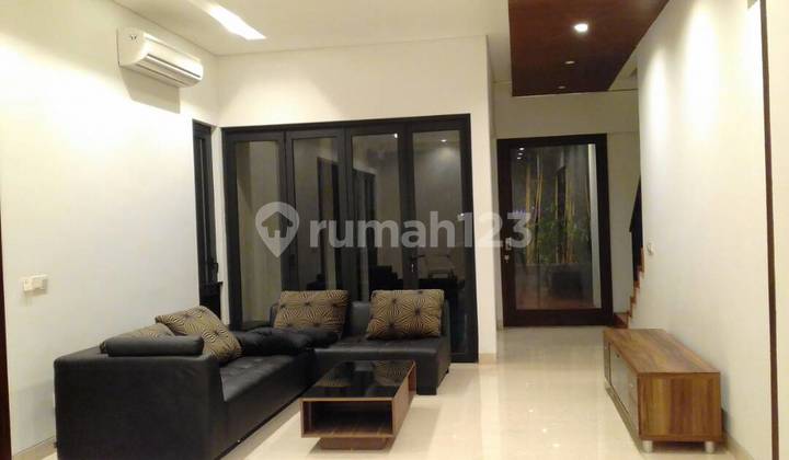 Dijual Rumah strategis Cilandak dalam cluster 2