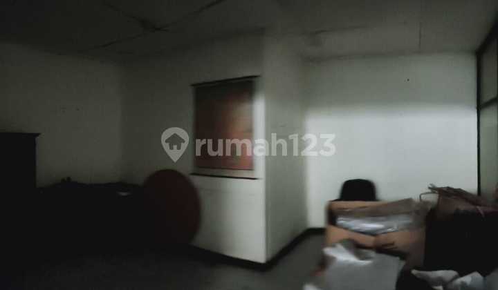 Dijual Rumah Hitung Tanah Strategis Menteng 2