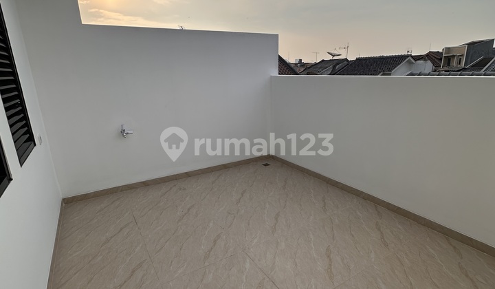 Dijual Rumah Kebon Jeruk Strategis Dijual Rumah Kebon Jeruk Strategis